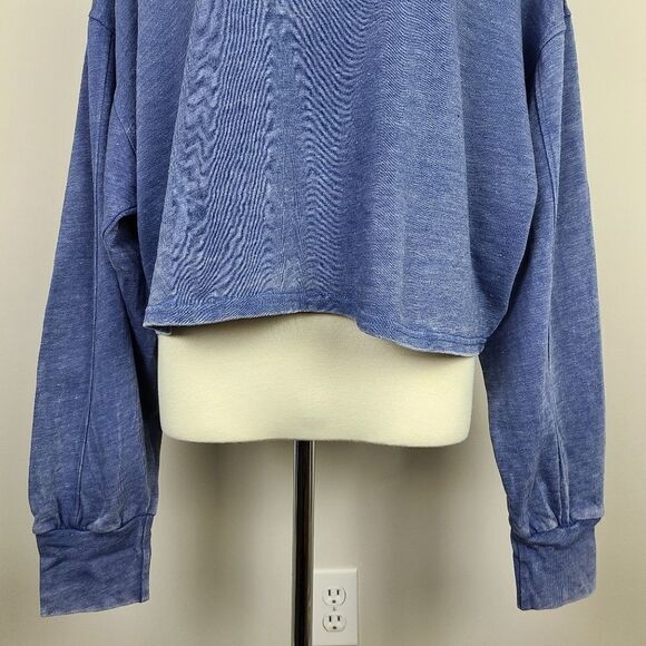 LULU'S Favorite Trend Washed Blue Cropped Pullover Sweatshirt XL - Picture 4 of 16